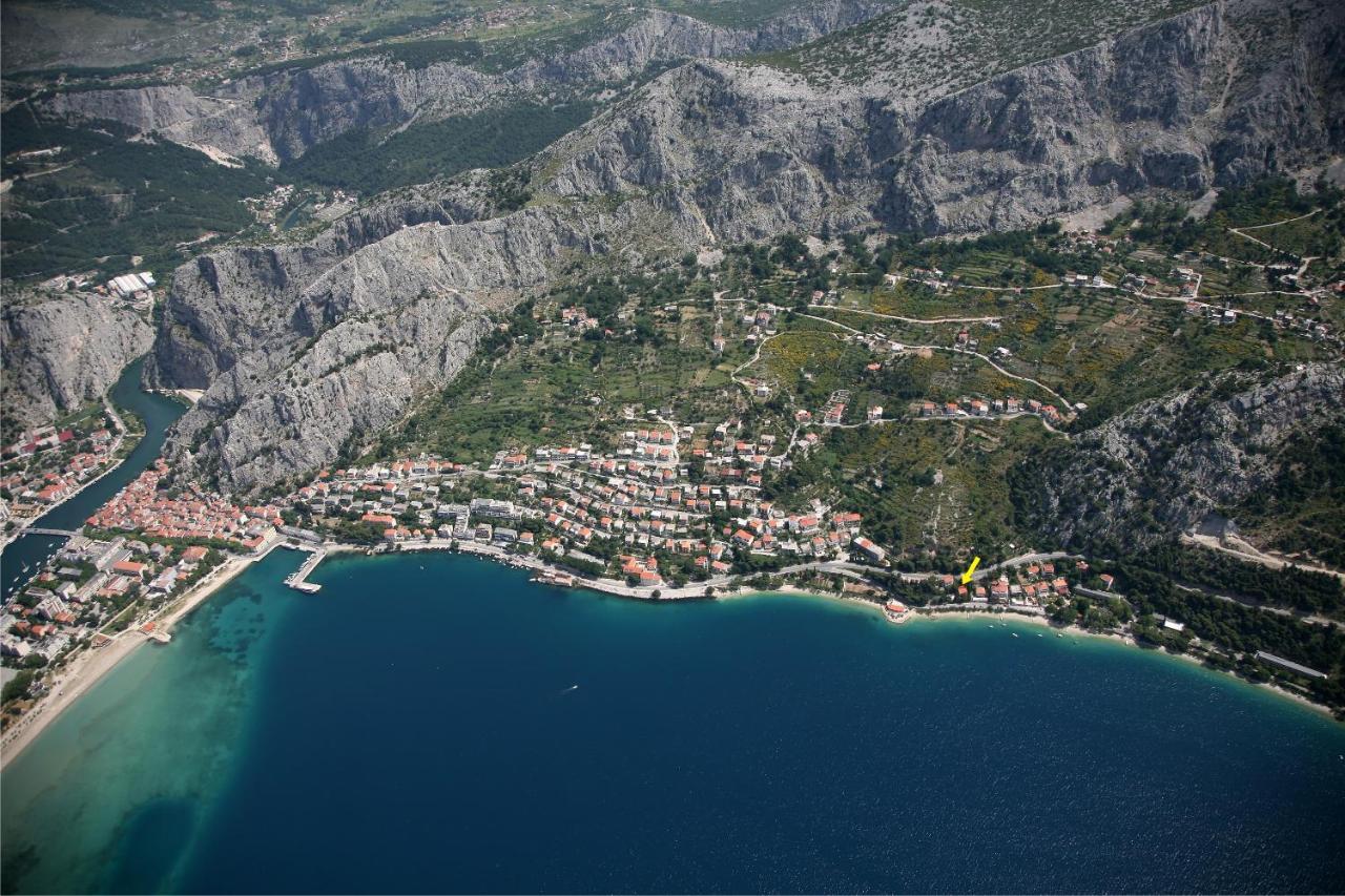 Apartment Zizi Omiš Екстериор снимка