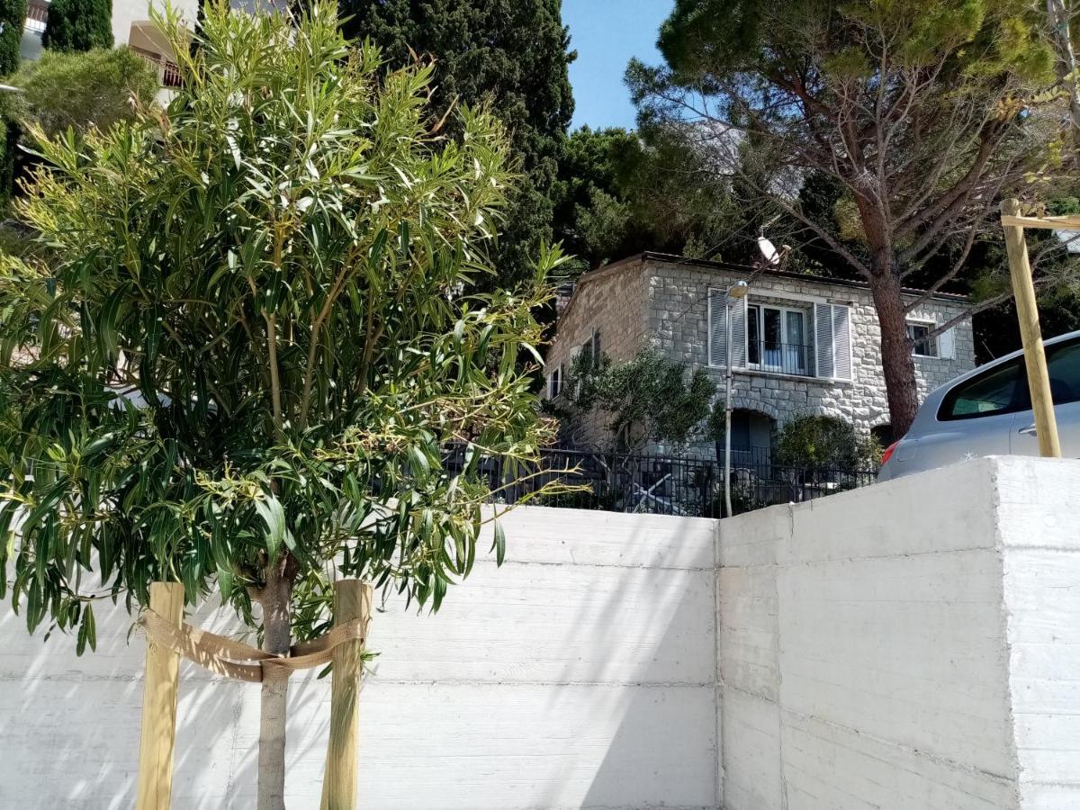 Apartment Zizi Omiš Екстериор снимка