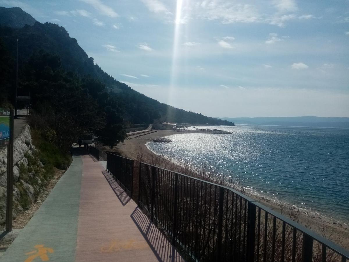 Apartment Zizi Omiš Екстериор снимка