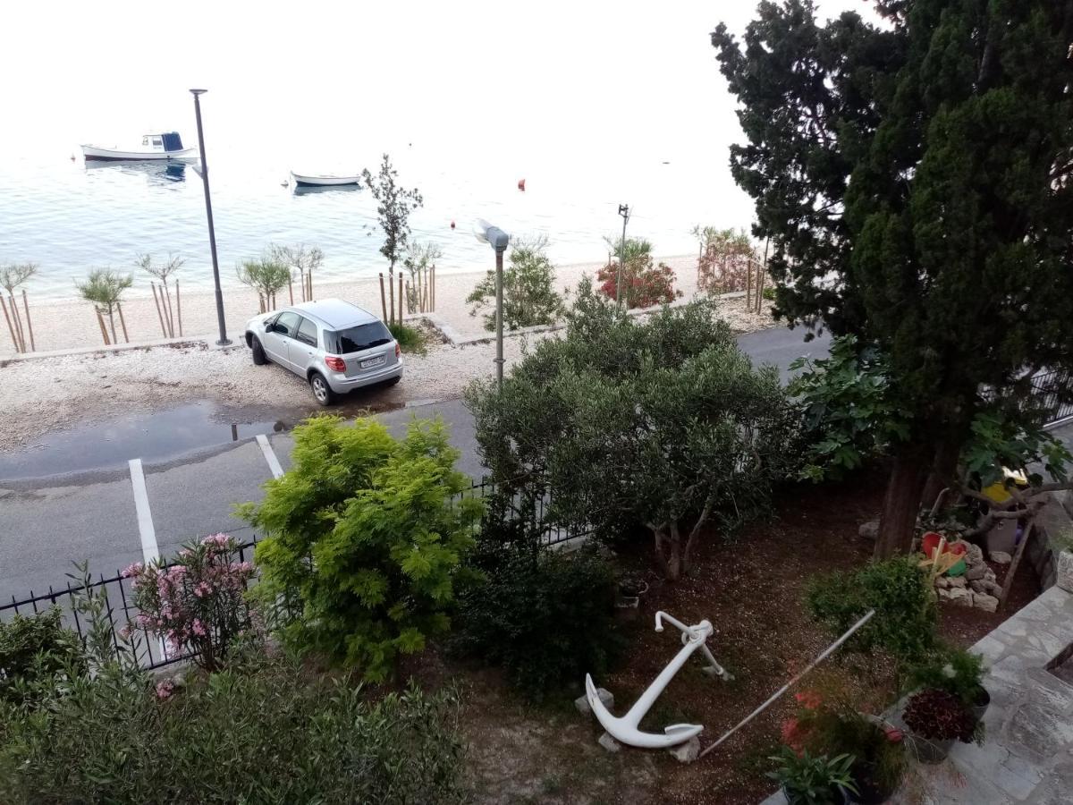 Apartment Zizi Omiš Екстериор снимка
